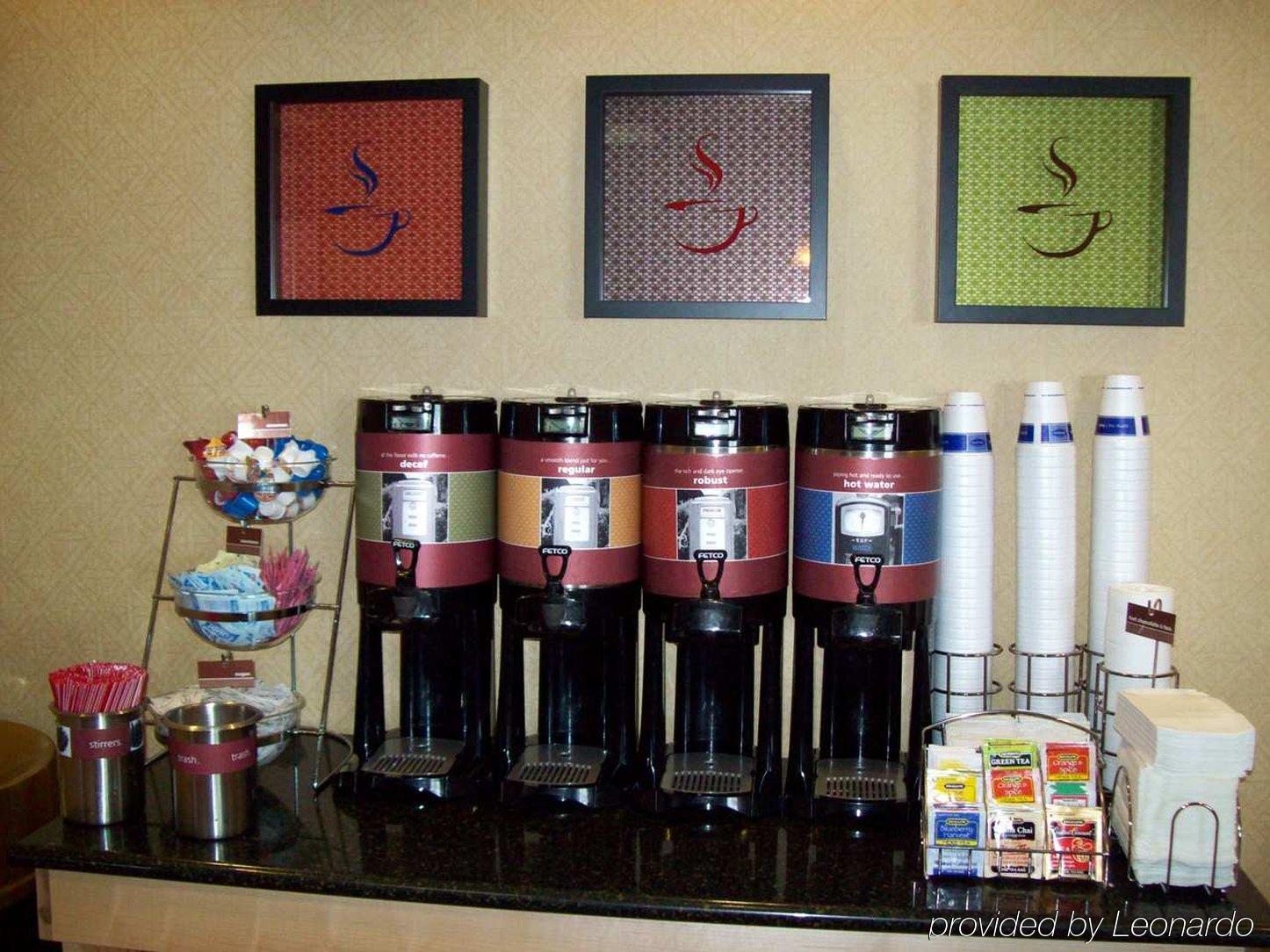 Hampton Inn Sidney Съоръжения снимка